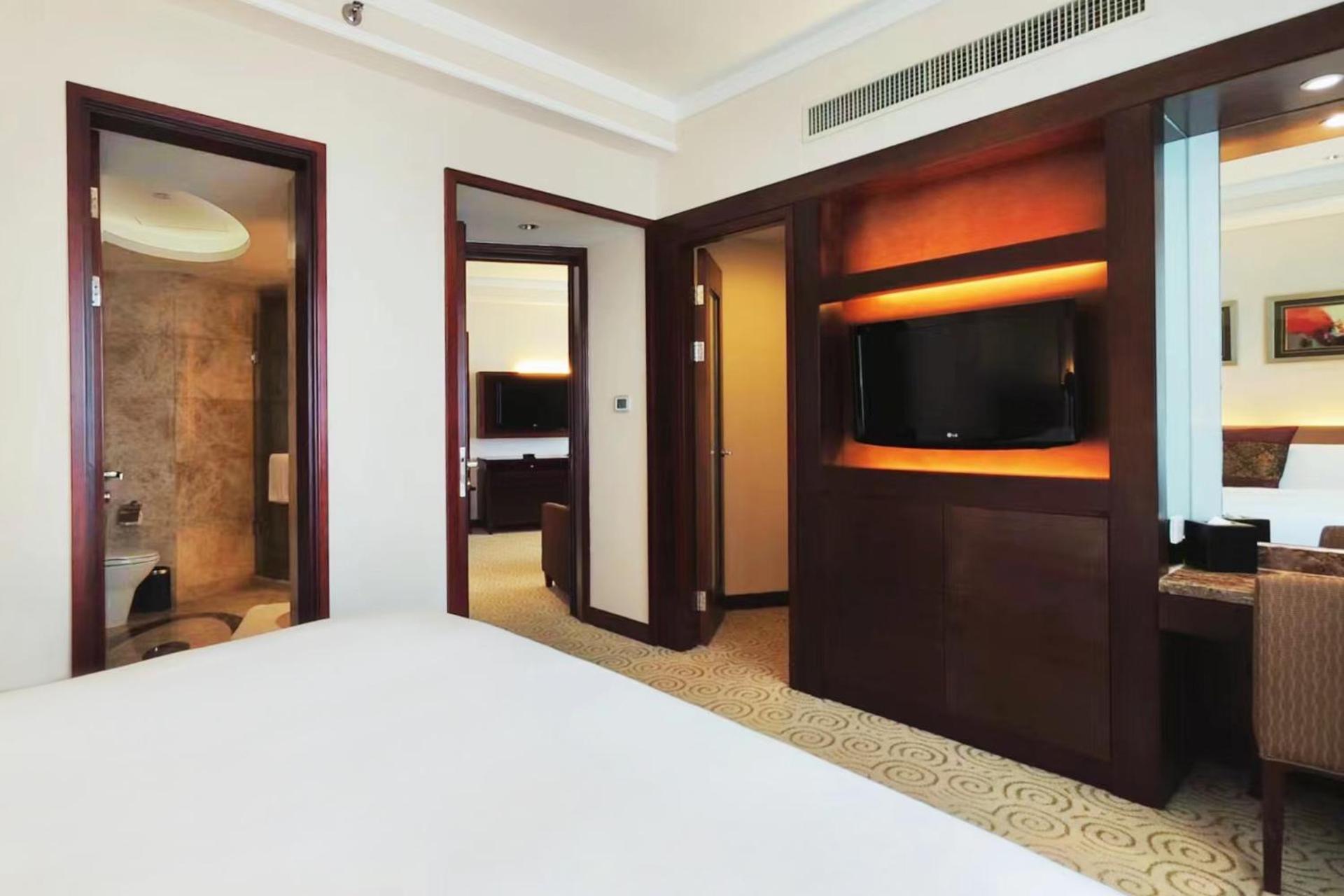 Millennium Hotel Chengdu - Close To Wuhou Shrine And Chengdu South Railway Station,Fluent English Service Δωμάτιο φωτογραφία